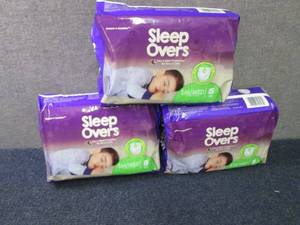 lot 257 image: 3-15 ct Sleep Overs SMMED 38-65 lb...