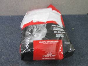 lot 286 image: Worlds Best Cat Litter Clumping 15...