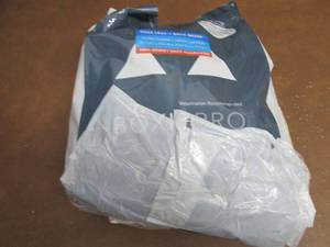 lot 290 image: Boxie Pro Clumping Clay Litter ...