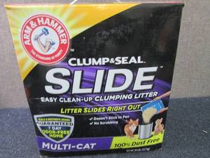 lot 308 image: Arm & Hammer Clump & Seal Slide Lit...
