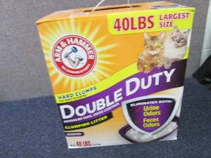 lot 320 image: Arm & Hammer Double Duty Clumping L...