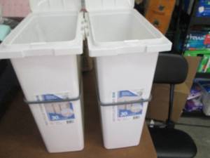 lot 330 image: Lot of 2 Interlocking- 30 L Covered...