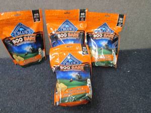 lot 341 image: 4 bags Blue Buffalo Boo Bars Dog Bi...