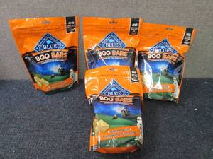 lot 343 image: 4 bags Blue Buffalo Boo Bars Dog Bi...