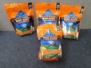 lot 344 image: 4 bags Blue Buffalo Boo Bars Dog Bi...