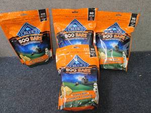 lot 345 image: 4 bags Blue Buffalo Boo Bars Dog Bi...