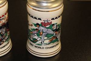 lot 91 image: 1987 World Series Minnesota Twins St. Louis Cardinals Beer Stein Set