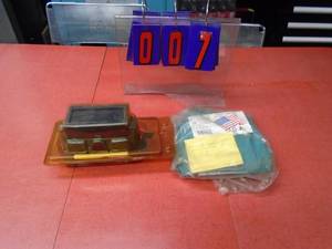 lot 7 image: New brazingwelding googles & welding sleeves. As shown.