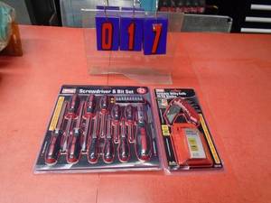 lot 17 image: Screwdriver set & utility knife. As shown.