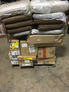 lot 31 image: Pallet with Assorted Outdoor Cushions, Christmass Merchaindiser and more customer Returns