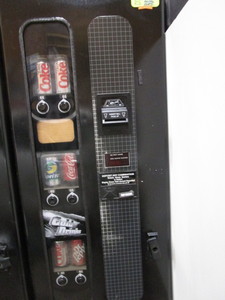 lot 2 image: Vending Machine - Soda Cans