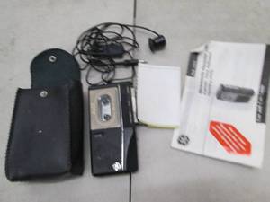 lot 70 image: GE microcassette recorder with auto...