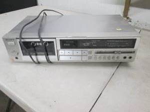 lot 96 image: sony tape player model TC-FX422R po...