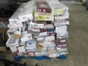 lot 100 image: big pallet of flooring ...