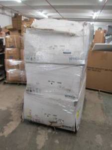 lot 147 image: 3 bathtubs all the same ...