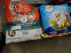 Purina One Smart Blend and Kibbles ...