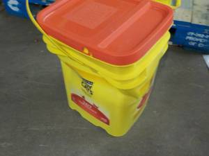 Tidy Cats 35 lb. Pail Cat Litter...