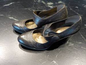 Franco Sarto size 9 Shoes...