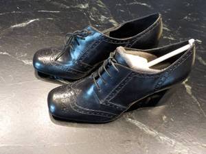 Franco Sarto size 9 NEW in box ori...