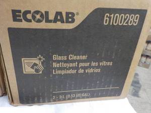Ecolab 2 -2 liter Glass Cleaner Con...