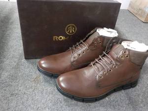 Romario size 7 12 Shoes...