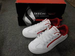 Skecher Street Memory Foam size 6 S...