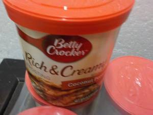 Case of 8 - 15.5 oz Cans Betty Croc...