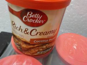 Case of 8 - 15.5 oz Cans Betty Croc...