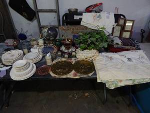 lot 34 image: Quilt, Blankets, Picture Frames, Assorted Decor With Plates Stamped Myott China