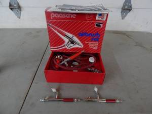 lot 53 image: Passche Air Brush Kit With 2-Vega Air Brush Guns