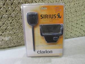 lot 5 image: (E-2) Clarion Sirius Plug and Play ...