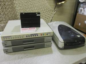 lot 18 image: (CSB) Assorted Electronics Unknown ...