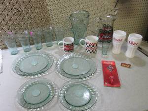 lot 24 image: (RM1) Assorted Coca-Cola Pitchers G...