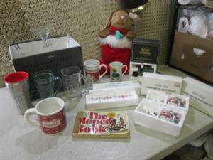 lot 42 image: (A-3T) Lot of Misc Decor Coca-Cola ...
