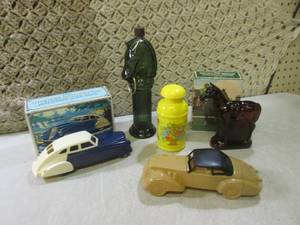 lot 64 image: (CS) 5 Assorted Vintage Avon...