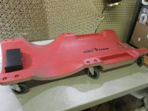 lot 92 image: (RMWS) Mills Fleet Farm Floor Creep...