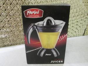 lot 98 image: (G-1) Parini 34 Ounce Juicer...
