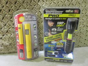 lot 158 image: (E-2) Flashlights ...