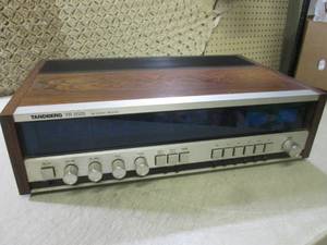 lot 180 image: (RM4) Tandberg TR 2025 FM Stereo Re...