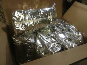 lot 195 image: (C-3) Case (20 pounds) Red Apple Fl...