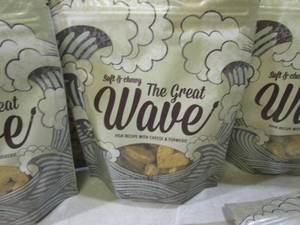 lot 211 image: (B-2) 6 Bags The Great Wave Soft & ...
