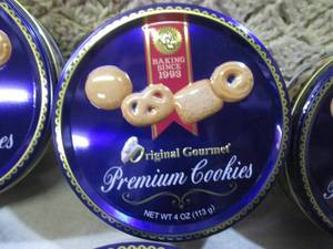 lot 218 image: (B-1) 12 Tins Original Gourmet Prem...