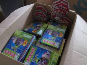lot 292 image: (RM6) Huge Box Full of Assorted Eas...