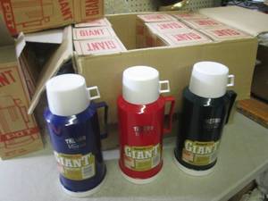 lot 296 image: (EW2) Case of 12 Thermo Vogue Keep ...