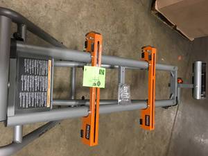 Ridgid Universal Mobile Miter Saw Stand with Mounting Braces open box customer return see pictures