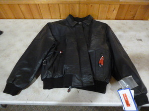 lot 31 image: DuraTrak Womens Black Leather Jacket