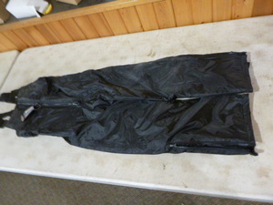lot 42 image: Mossi Motorsports Apparel Youths Bib Snowmobile Pants