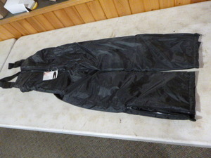 lot 45 image: Mossi Motorsports Apparel Youths Bib Snowmobile Pants