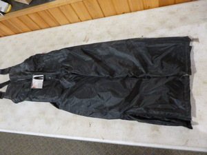 lot 48 image: Mossi Motorsports Apparel Youths Bib Snowmobile Pants