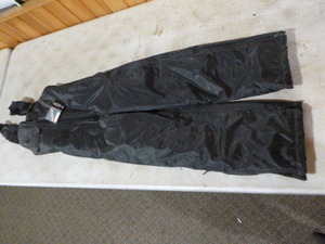 lot 55 image: Mossi Motorsports Apparel Youths Bib Snowmobile Pants